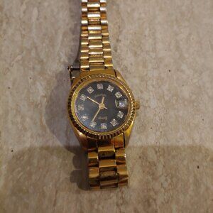 Ladies Vintage Andre Pailet Watch date Swiss Made Steel Case New Battery